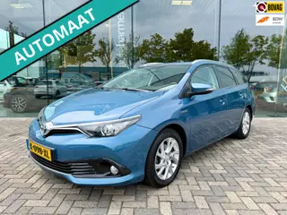 Toyota Auris Touring Sports 1.8 Hybrid Dynamic, KeyLess, Navi, Camera