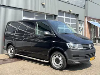 Volkswagen Transporter 2.0 TDI L1H1 150pk BTW en BPM vrij!! Trekhaak 2500kg Airco Cruise controle Na