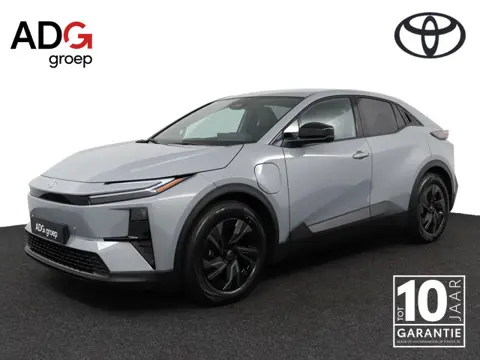 Toyota C-HR+ First Edition 77 kWh | Nieuw uit voorraad leverbaar |