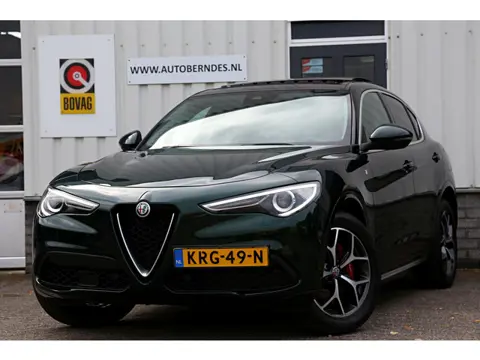 Alfa Romeo Stelvio 2.0 T 280PK Q4 AWD Ti*Perfect Alfa Onderh.*Pano/ACC met stuurhulp/Leder/Stoelverw