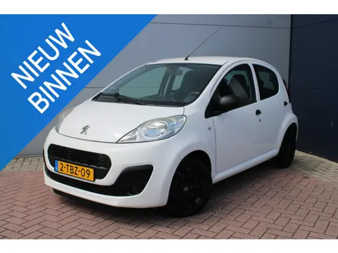 Peugeot 107 1.0 Access Accent 5-drs Airco met nieuwe APK, Zeer mooi