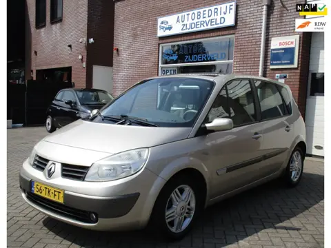 Renault Scénic 1.6-16V Tech Line