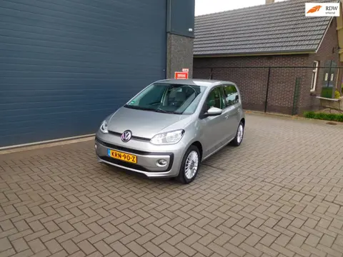 Volkswagen UP! 1.0 BMT high up!