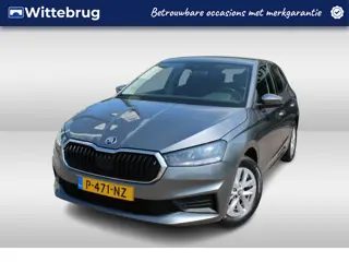 Škoda Fabia 1.0 TSI 95pk Ambition / Navigatie / LM 15 inch / LED / Parkeersensoren A / APP Connect