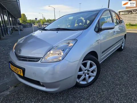Toyota Prius 1.5 VVT-i Business Edition GARANTIE