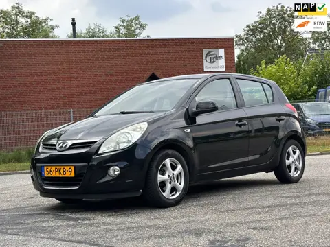 Hyundai I20 1.4i Dynamic XL 5DR*Airco*NAP*Parkeersensoren*LM velgen*APK*