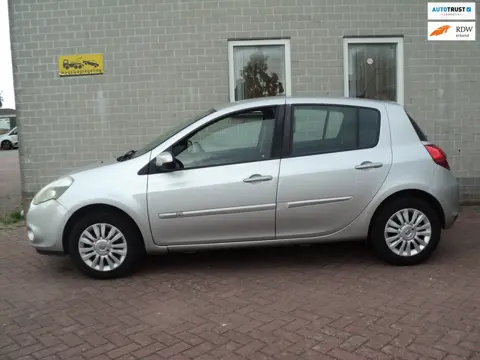Renault Clio 1.2 TCe 5 drs airco bj2011