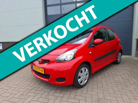 Toyota Aygo |1.0-12V Comfort | 2e eigenaar | Airco | Zeer lage kilometerstand |