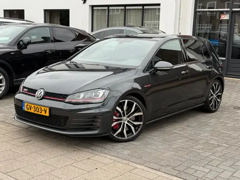 Volkswagen Golf 2.0 TSI GTI Performance, Stoelverwarming,Panoramadak,Stoelverwarming,19 Inch.L.M.Vel