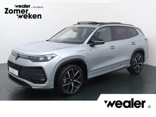 Volkswagen Tayron 1.5 eHybrid R-Line Edition | 272 PK | SoH 97% | Trekhaak | Panoramadak | Area view