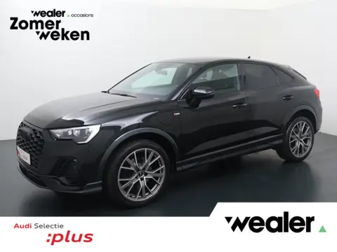Audi Q3 Sportback 45 TFSI e S Edition | 245 PK | SoH 100% | Dodehoek detectie | S-line | Apple Carpl