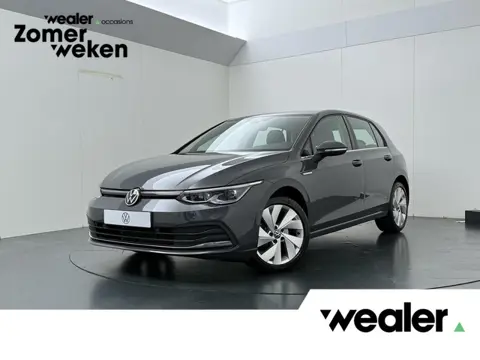 Volkswagen Golf 1.5 TSI Style | 131 PK | Adaptive Cruise Control | Navigatiesysteem | Parkeersensore