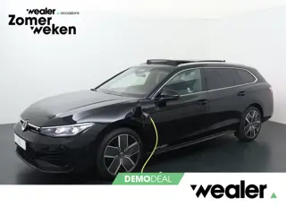 Volkswagen Passat Variant R-Line Edition 1.5 eHybrid 150 kW / 204 PK DSG | Trekhaak wegklapbaar | St