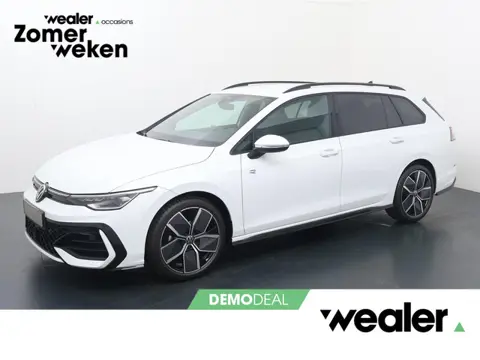 Volkswagen Golf Variant R-Line-Edition 1.5 eTSI 85 kW / 116 pk 7-DSG | LED Matrix | Area View 360 gr