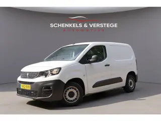 Peugeot Partner 1.2 PureTech Premium / Navigatie / PDC / Airco / Cruise /
