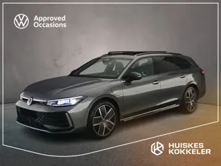 Volkswagen Passat Variant R-Line Edition 1.5 TSI eHybrid 272pk DSG Automaat Trekhaak, Panoramadak, B