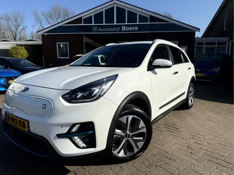 Kia e-Niro ExecutiveLine 64 kWh 3-Fase, Leer, Camera, Stoel/Stuur Verwarming