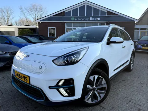 Kia e-Niro DynamicLine 64 kWh 3-Fase, Navi, Camera, Carplay, DAB
