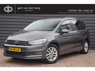Volkswagen Touran 1.5 TSI Highline - 7 PERS - TREKHAAK - ADAPT. CRUISE - AUTOMAAT -