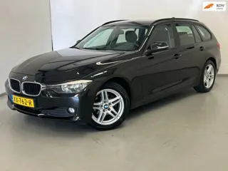 BMW 3-serie Touring 316d Sport / Navi / Clima / Bluetooth