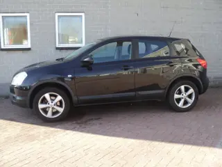 Nissan Qashqai 2.0 Acenta Panoramadak Trekhaak bj2009