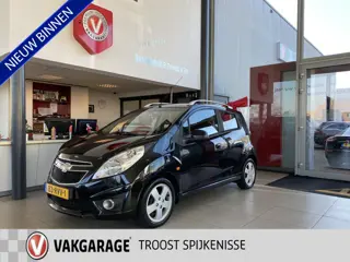 Chevrolet Spark 1.2 16V LT,Climatecontrol.Elektrischpakket,Achteruitrijsensoren,Usb Ipod Aansluiting
