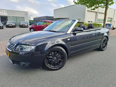 Audi A4 Cabriolet 1.8 Turbo CLIMA/CRUISE/PDC!