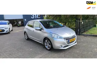 Peugeot 208 1.6 VTi Allure bj 2012 airco/navi
