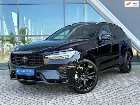 Volvo XC60 2.0 T8 Plug-in hybrid AWD Ultra Black Edition 455pk Luchtvering / 21inc / Head Up Display
