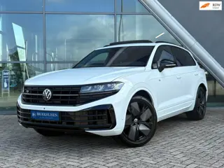 Volkswagen Touareg 3.0 TSi eHybrid 4MOTION R 462pk NW model Luchtvering / Trekhaak / Massage Stoelen