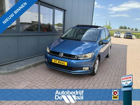 Volkswagen Touran 1.5 TSi 150pk DSG Comfortline 7-persoons SCHUIFDAK/LEDER/CAMERA/NAVI/ADAPT.CRUISE/