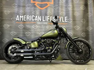 Harley-Davidson Chopper Softail Break out FXBS Custom