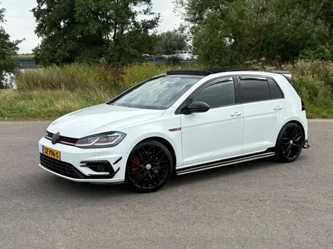 Volkswagen Golf 2.0 TSI GTI Performance PANO CARPLAY HONINGGRAAT