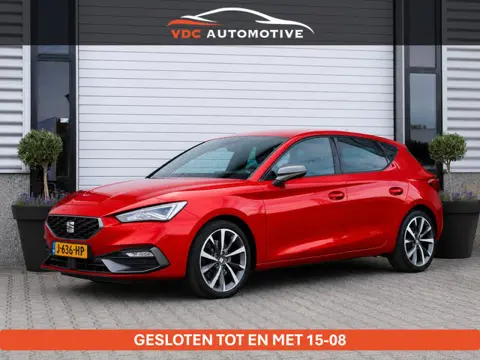 SEAT Leon 1.5 eTSI FR FR | Carplay | ACC | DCC | LED | Parkeersensoren | Trekhaak | Dealer Onderhoud