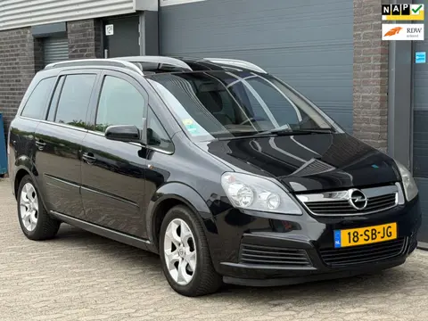 Opel Zafira 1.8 Cosmo PANO TREKHAAK Nw APK AIRCO 7PERSOONS