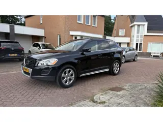 Volvo XC60 2.0 T5 Automaat Kinetic I Clima I Cognac leder I Dealer onderhoud