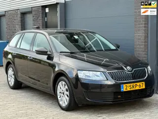 Skoda Octavia Combi 1.2 TSI Greentech Active AIRCO CRUISE TREKHAAK
