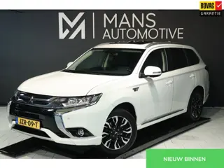 Mitsubishi Outlander 2.0 PHEV Premium / PANO / 360 / KEYLESS / STUUR+STOELVERW