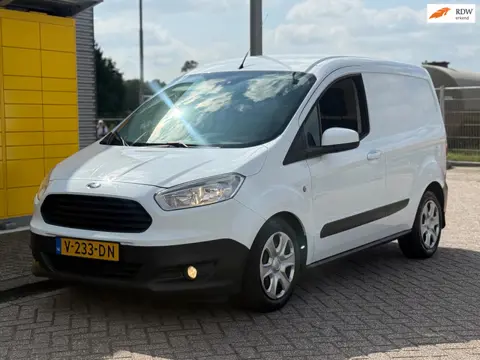 Ford Transit Courier 1.5 TDCI BJ 2017 Euro 6 AIRCO Schuifdeur Distributie v.v