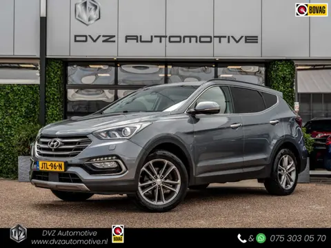 Hyundai Santa Fe 2.2 CRDi 4WD Comfort 7p. | Leder | Camera | ACC