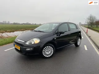 Fiat Punto Evo 1.4 Dynamic 5 DEURS AIRCO RIJD SCHAKELT GOED LAAG KMS