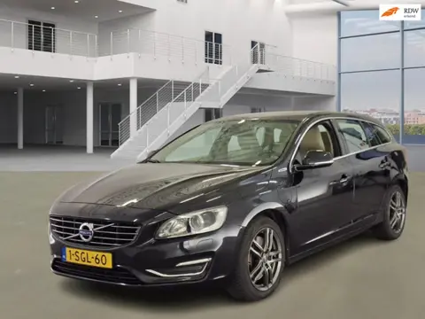 Volvo V60 2.4 D6 AWD Plug-In Hybrid Summum