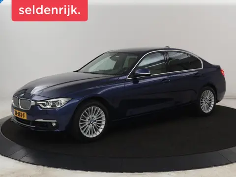 BMW 3-serie 318i Luxury Edition | Sportstoelen | Leder | Stoelverwarming | Full LED | Navigatie | Pa