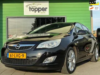 Opel Astra 1.4 Turbo Cosmo|1e Eigenaar|Navigatie|CruiseControl|Trekhaak|Climatronic|Goed Onderhouden