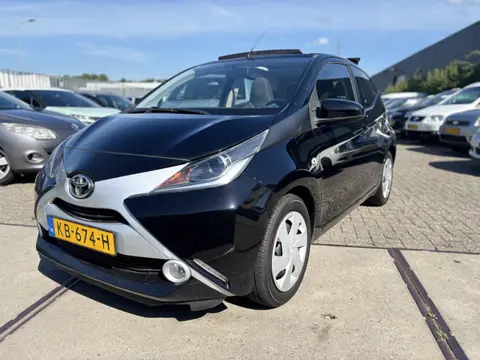 Toyota Aygo 1.0 VVT-i x-wave AIRCO!CABRIO! (bj 2016)