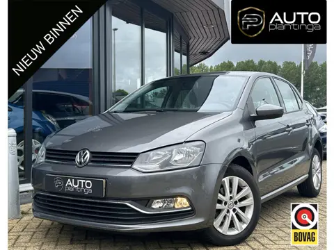 Volkswagen Polo 1.2 TSI Highline 90PK | Volledige Onderhoudshistorie | 5 Deurs | Parkeersensoren Voo