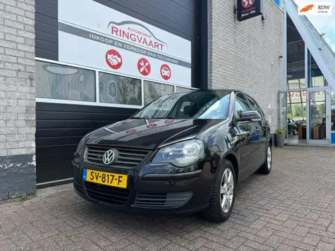 Volkswagen Polo 1.2-12V Trendline 1 JAAR APK