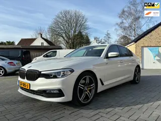 BMW 5-serie 520d High Executive Automaat parelmoer apple carplay stoelverwarming 2017 standkachel