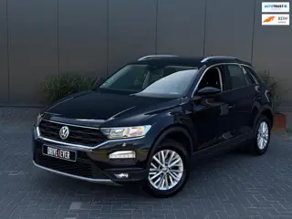 Volkswagen T-Roc 1.5 TSI Style DSG NAVI|PDC|TREKHAAK|AIRCO|MF STUUR|ELEK PAKKET