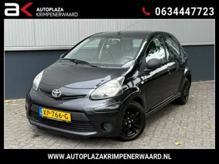 Toyota Aygo 1.0 VVT-i Comfort Carplay Airco Elektrische Ramen Nieuwe Apk